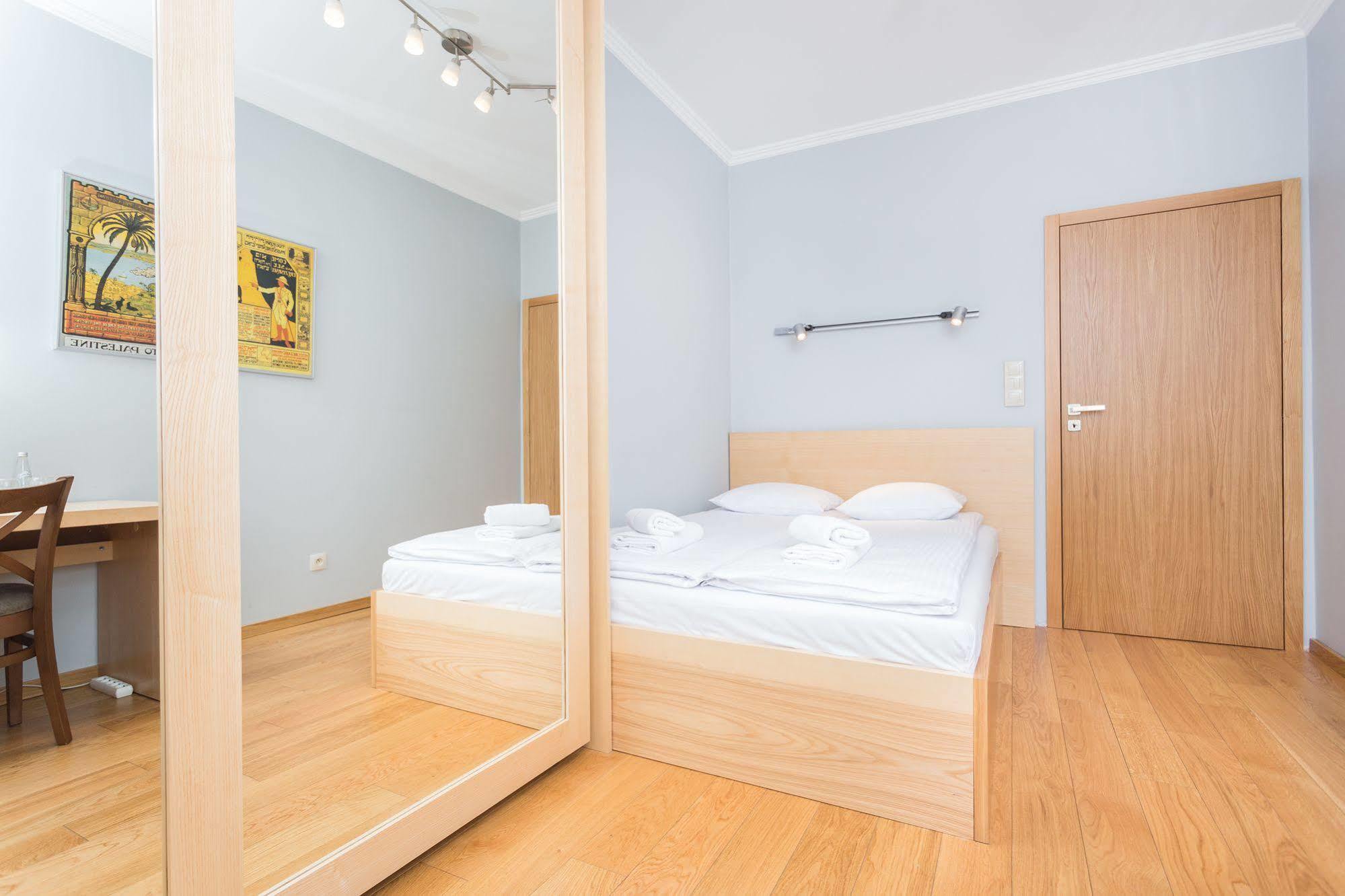 Inpoint Old Town Szeroka Apartments Kraków Eksteriør billede